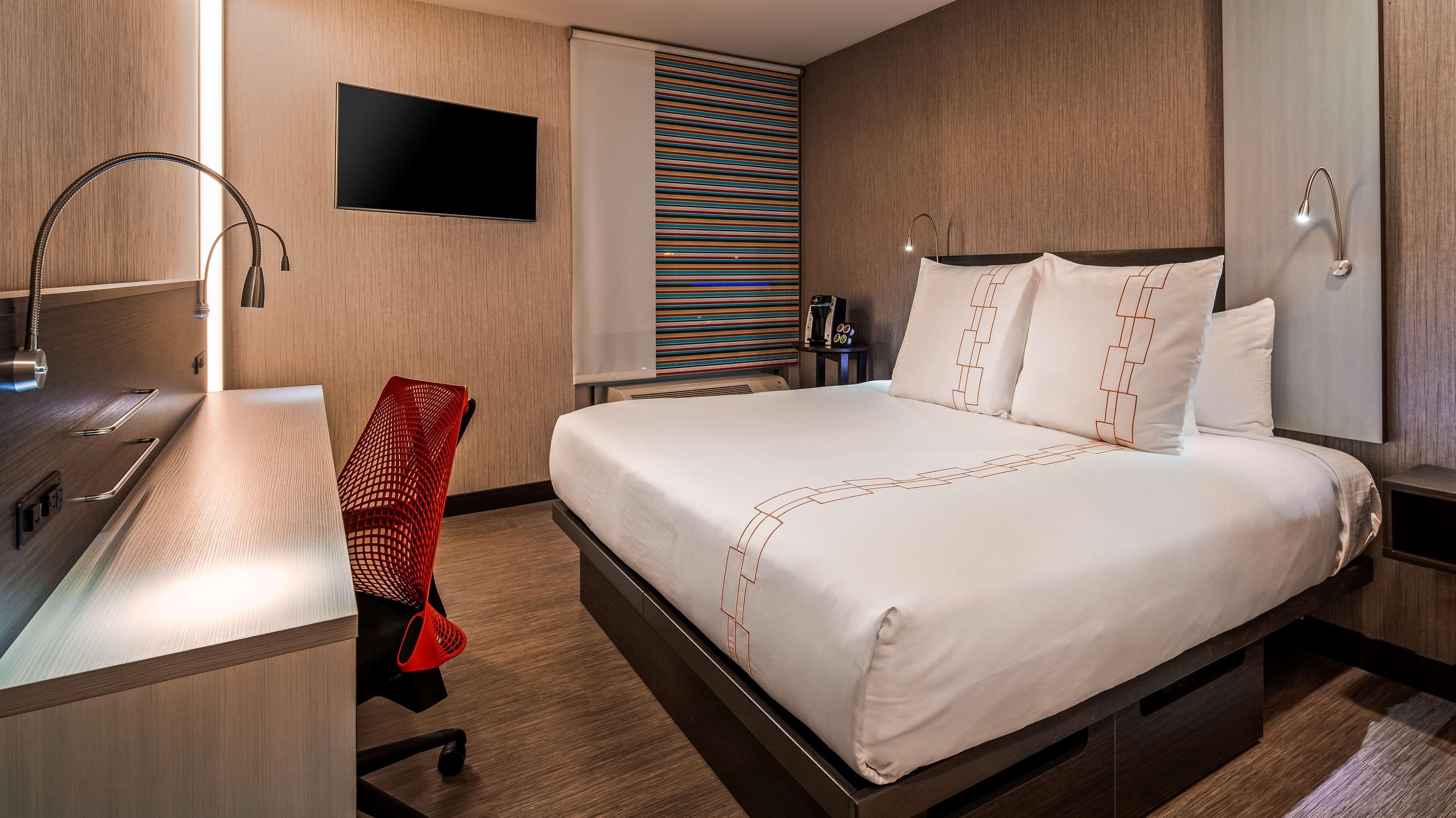 Best Western Plus - Wendover Inn Экстерьер фото