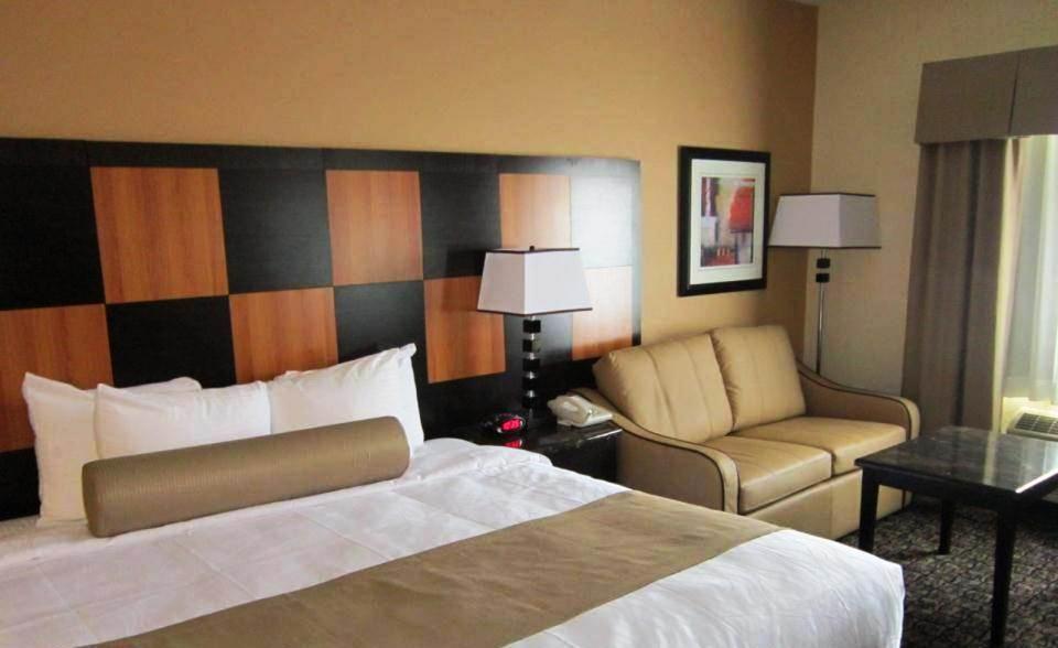 Best Western Plus - Wendover Inn Экстерьер фото
